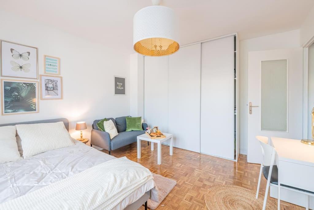 Апартаменти Suresnes : Appart Cosy Au Pied De Paris La Defense Екстер'єр фото